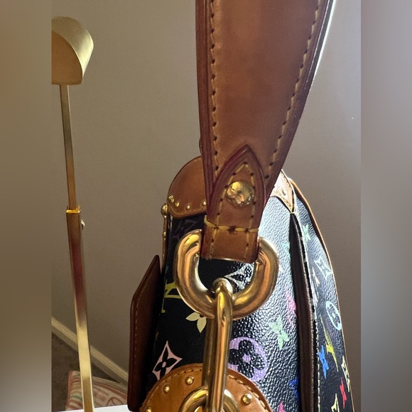 Louis Vuitton Takashi Marilyn Hand Bag - Picture 9 of 17